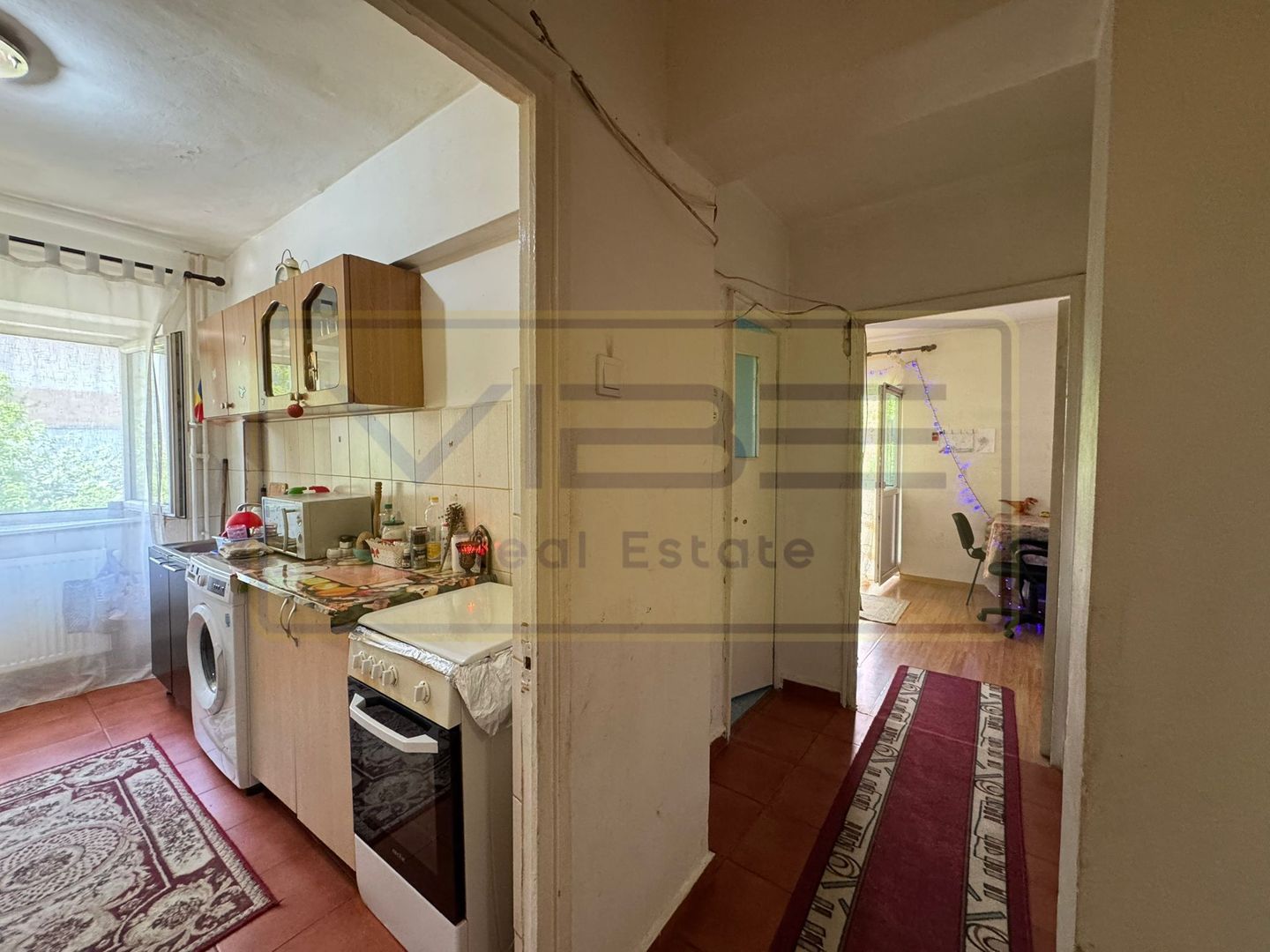 Apartament 2 camere decomandat zona Podul de Fier - Poză 12