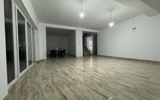 Casa de familie in zona rezidentiala - Poză 9