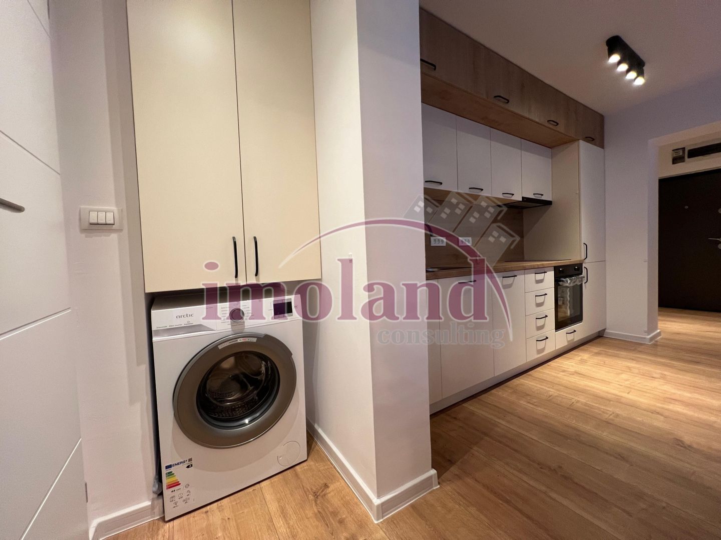 Apartament 2 camere - prima inchiriere - Drumul Taberei - Poză 9