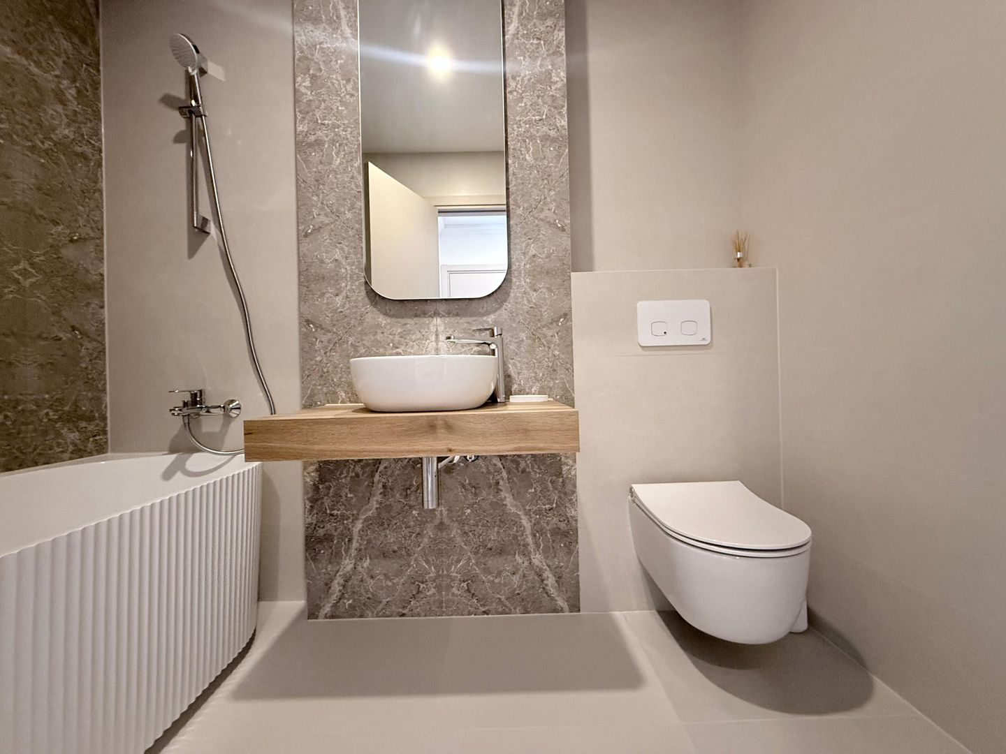 Apartament 4 camere | 165 mp | Piscină | Complex nou 2025 - Poză 23