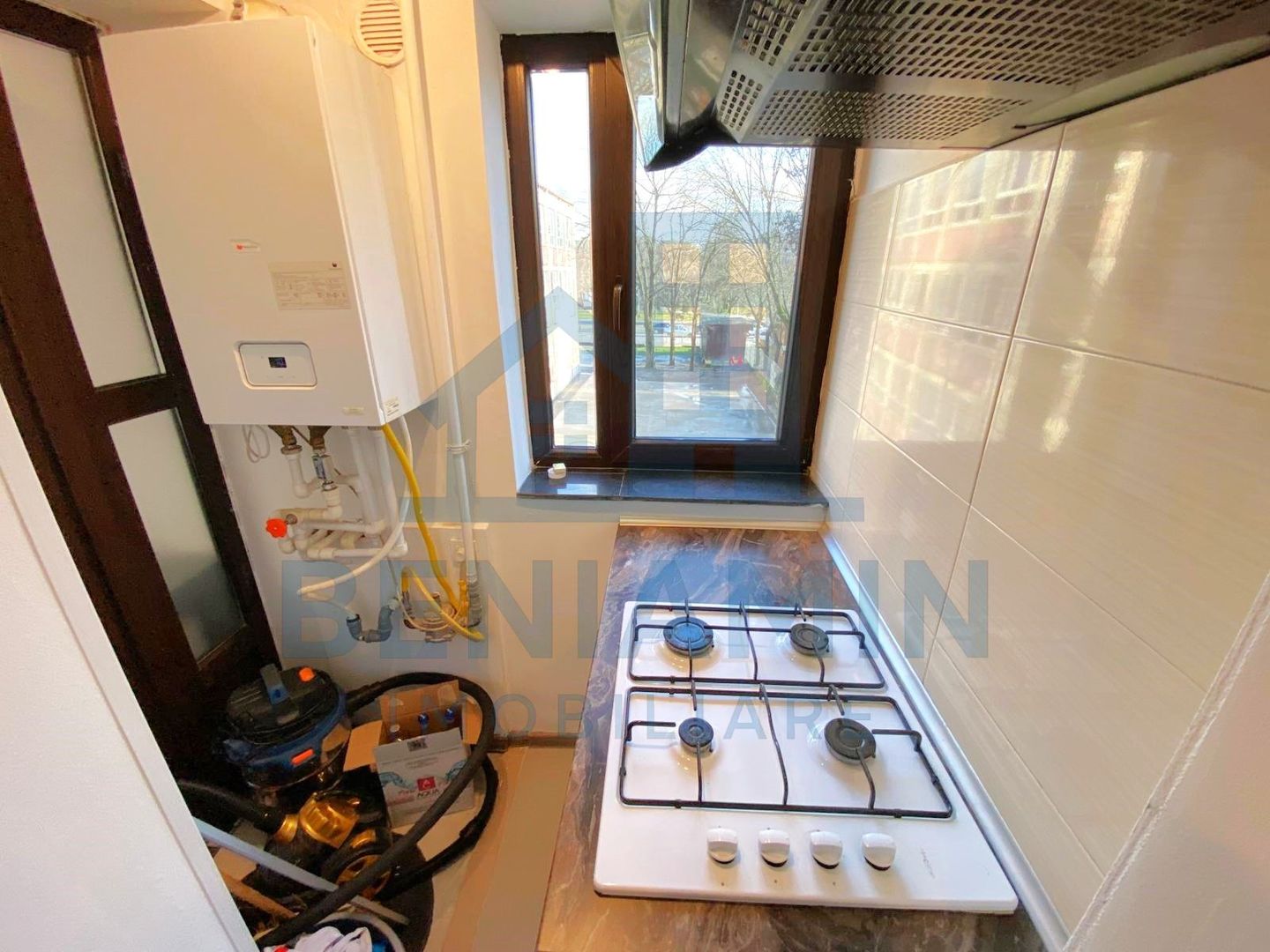 Doua camere-1 Mai Bulevard-Pet Friendly-Etaj 2-CT-Mobilat-Utilat - Poză 5