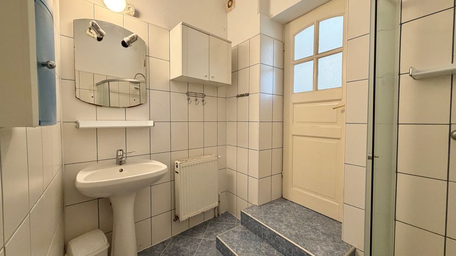 Parte de casă cu 3 camere, curte proprie și teren – Str. Ion Baiulescu - Poză 15