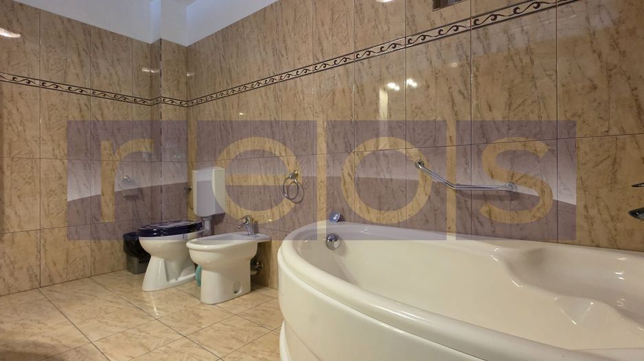 VANZARE CASA 7 CAMERE | PISCINA ACOPERITA | ZONA VATRA LUMINOASA - Poză 22