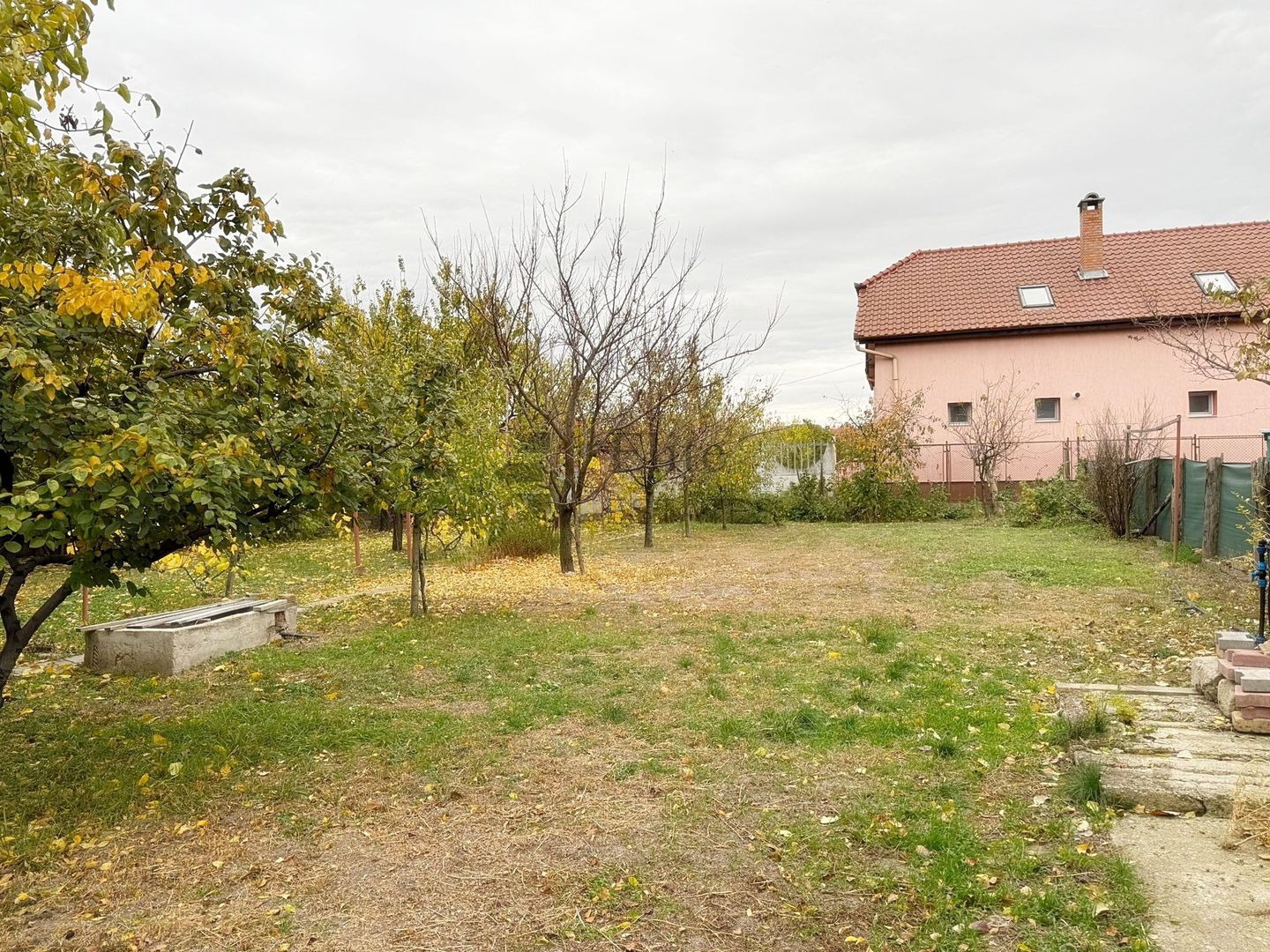 Teren intravilan de 932 mp cu iesire la centura Oradea in Zona Iosia - Poză 1