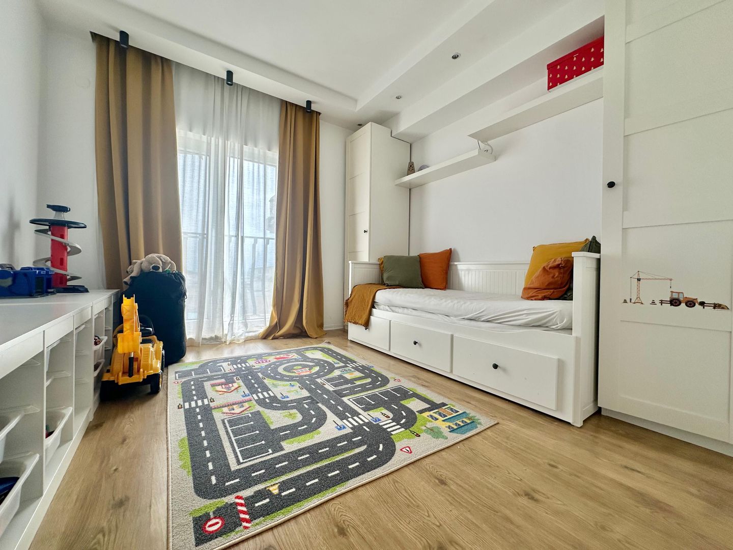 COSMOPOLIS - Apartament cu 3 camere, terasa si 2 locuri de parcare - Poză 9