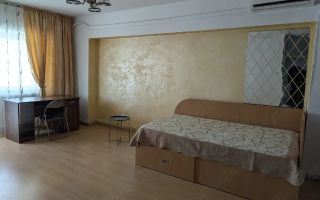 Inchiriez ap 3 cam Nicolina -CUG - Poză 2