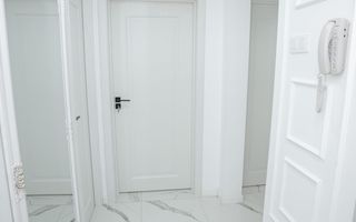 Apartament 3 camere | Decomandat | Renovat integral - Poză 4