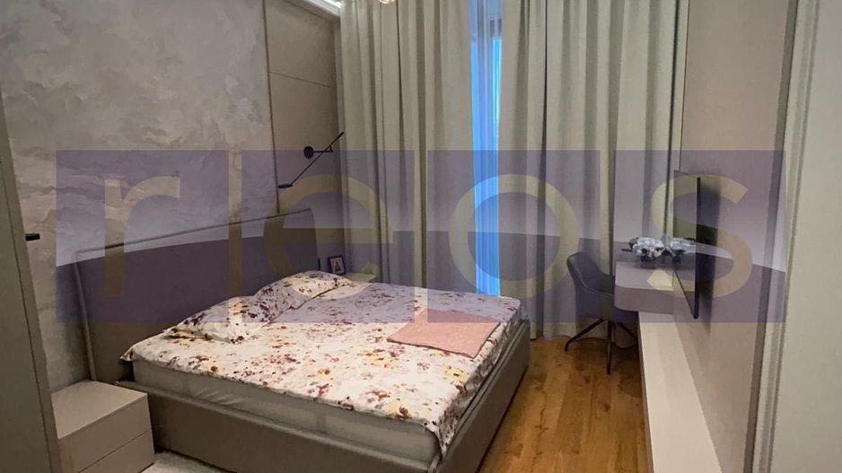 DE INCHIRIAT APARTAMENT 4 CAMERE ONE COTROCENI - PARCARE - METROU - Poză 4