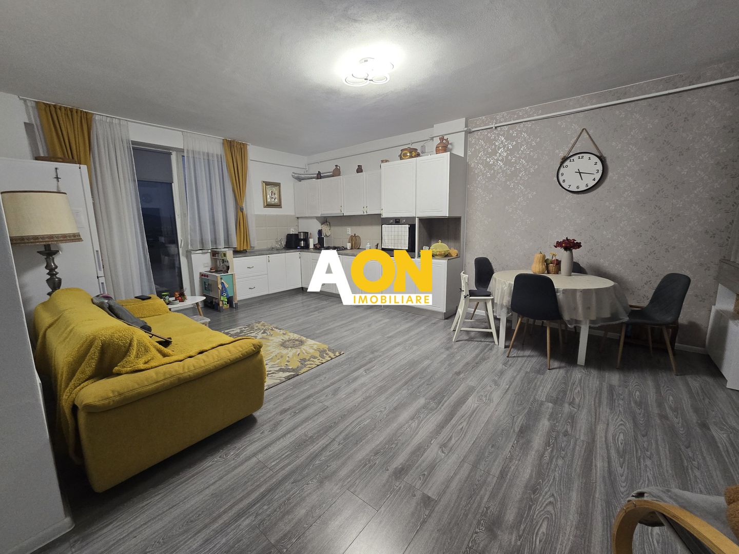 Apartament 3 Camere Complet Mobilat Bloc Nou - Poză 1
