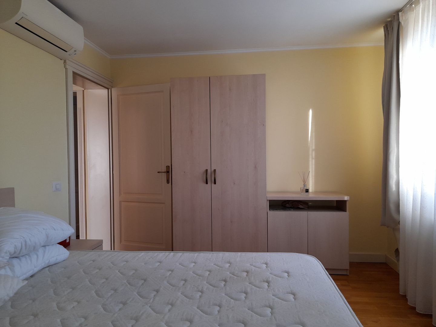 Casa cu 3 dormitoare, centrala gaz, in Cartierul Grigorescu, Oradea - Poză 13