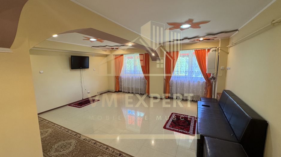 APARTMENT 3 CAMERE ZONĂ CENTRALĂ  PARTER CAMPULUNG - Poză 3