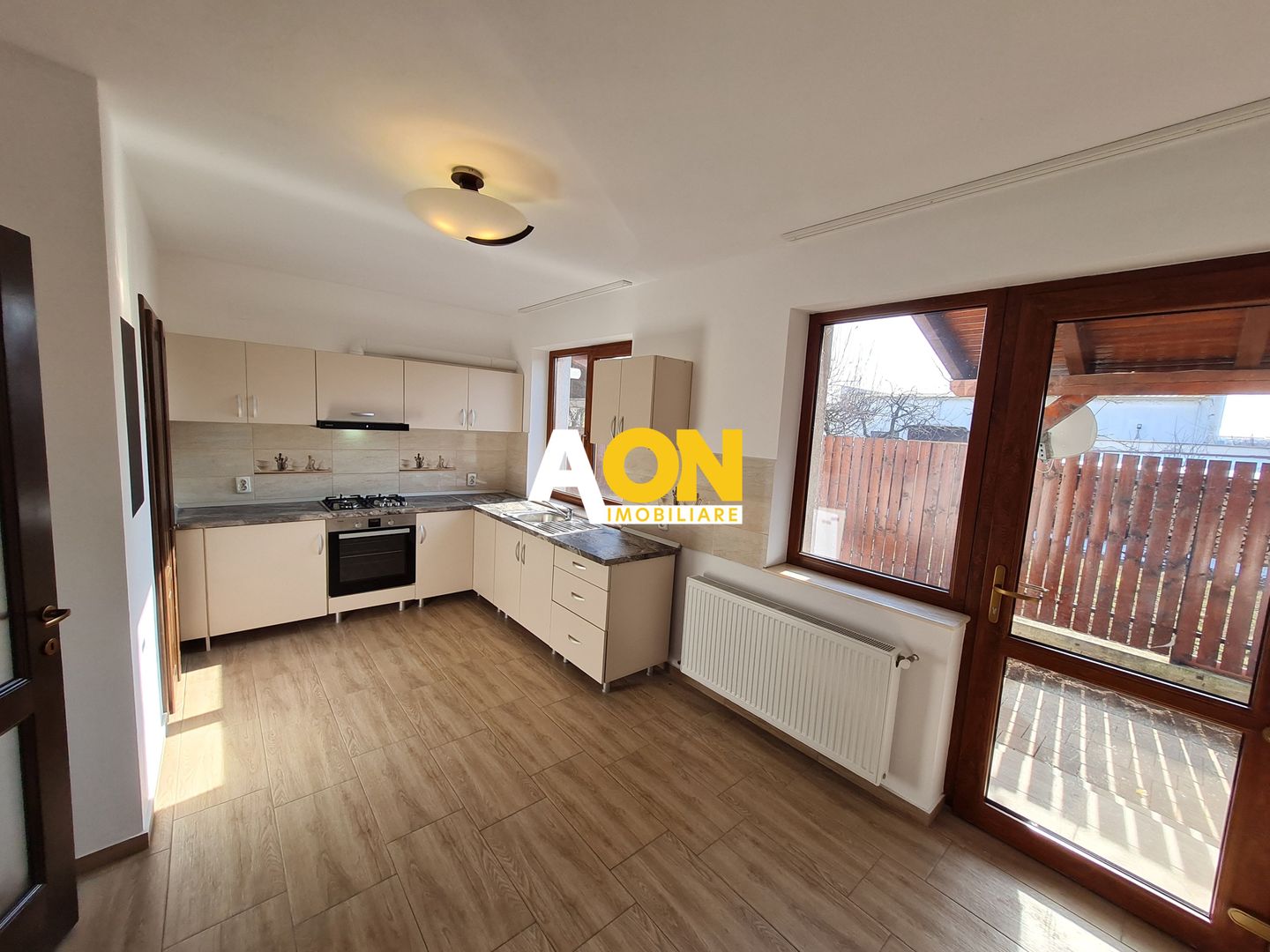 Inchiriere casa 4 camere - Poză 5