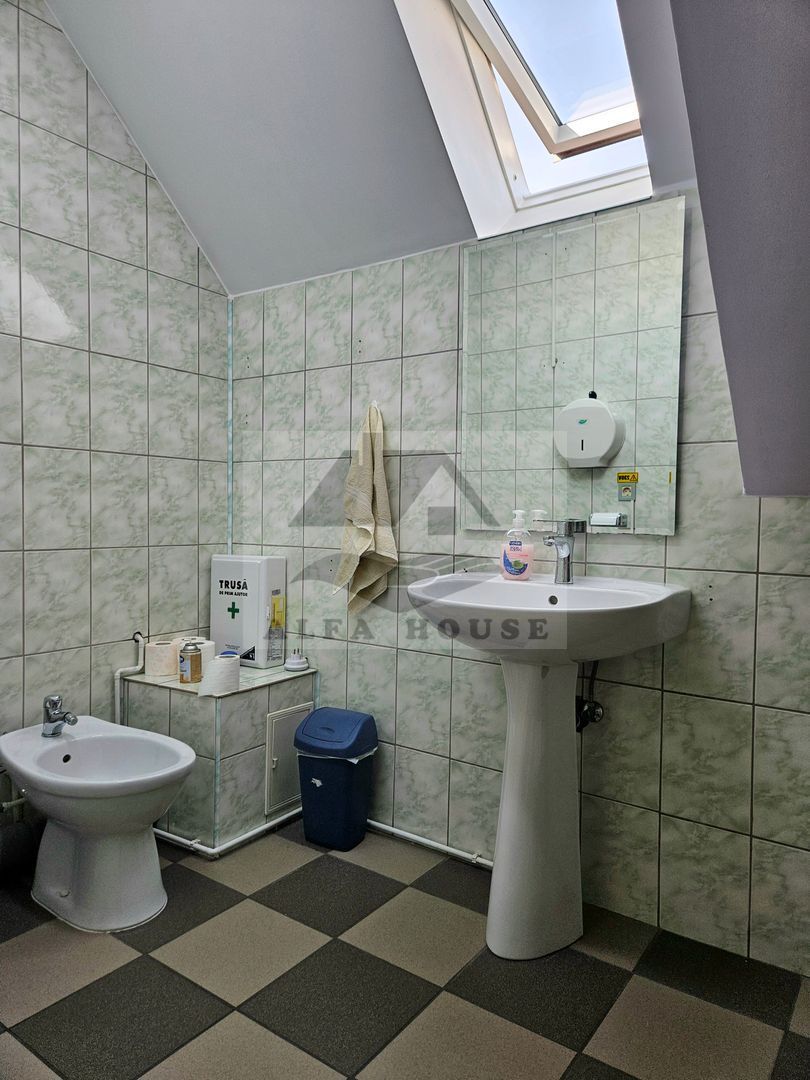 Casă plus Spațiu comercial 741 mp, Teren 906 mp Brasov - zona Blumana - Poză 40