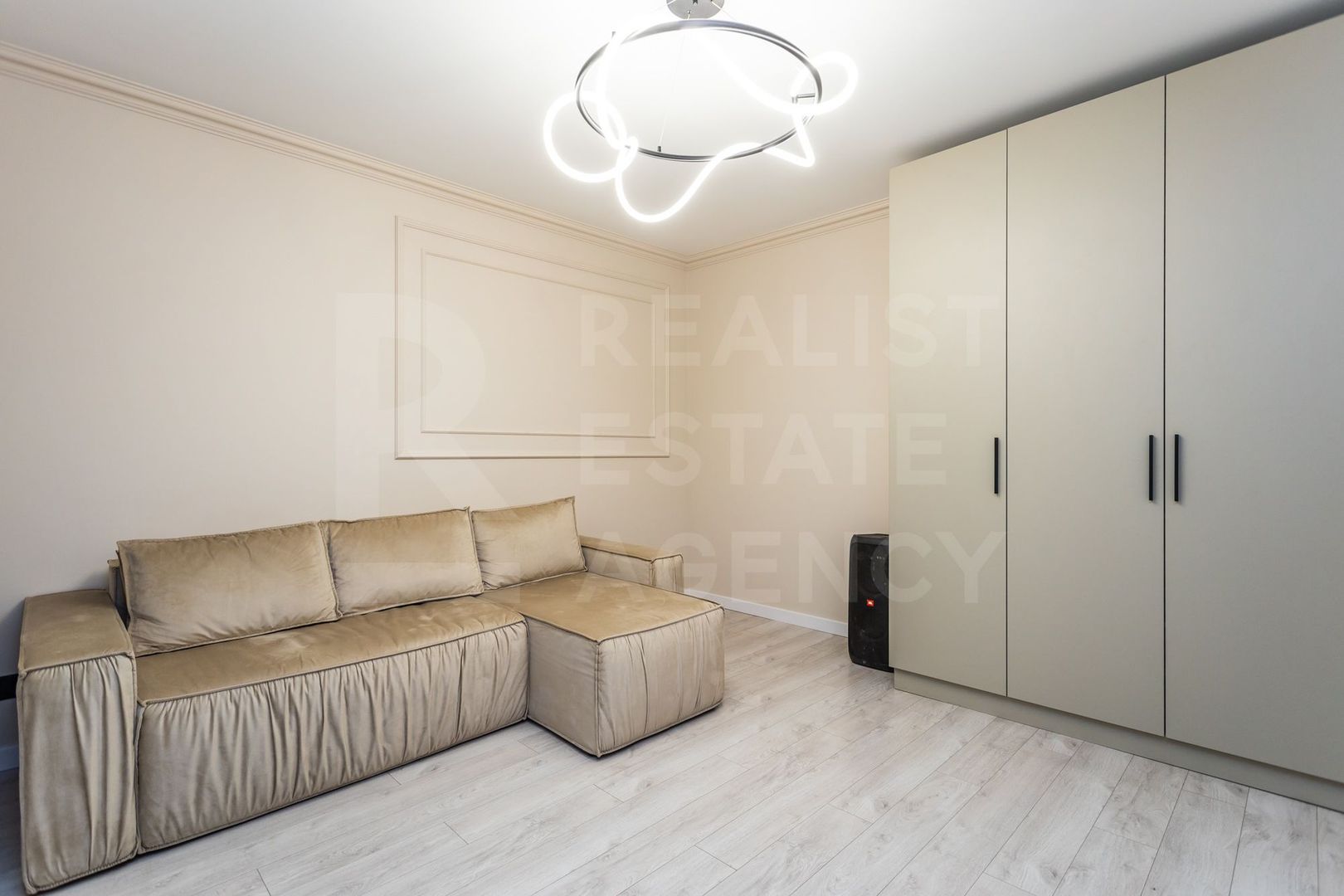 Vânzare, apartament, 2 camere str. Mihail Sadoveanu, Ciocana - Poză 2