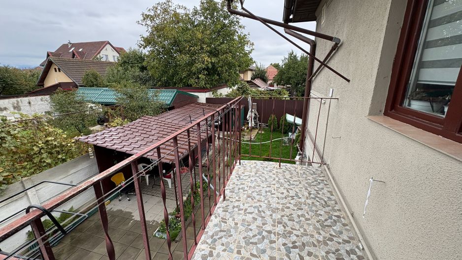 Casa tip duplex - 4 camere, balcon si curte proprie - Zona Lazaret - Poză 16