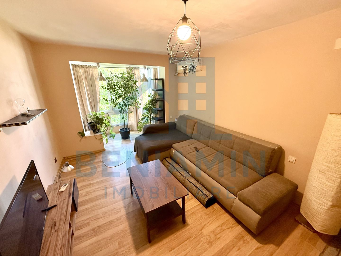 2 camere - 50.1mp - acoperis cu tabla - Brazda - Scoala 23 - Poză 1
