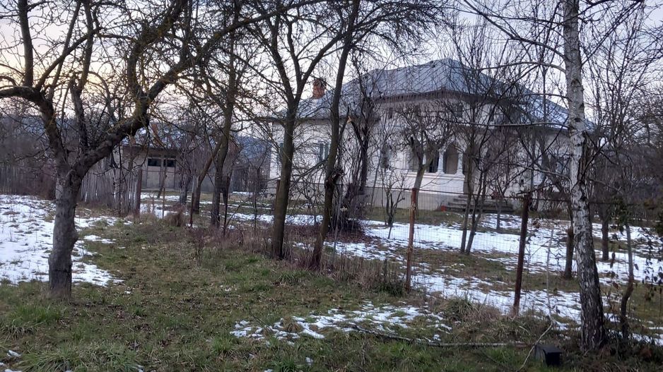 Casă de vânzare în centrul comunei Stâlpeni- Jud.Arges - Poză 4