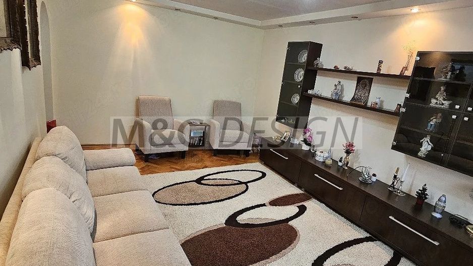Apartament 3 camere Soarelui - Poză 2