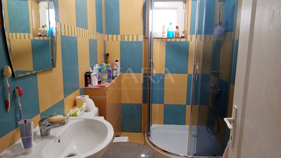 Vilă spatioasa in Gruia, aproape de Centru - Poză 5