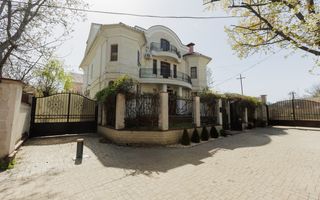 Chirie, casă, 7 camere, str. Galbena, Centru - Poză 1