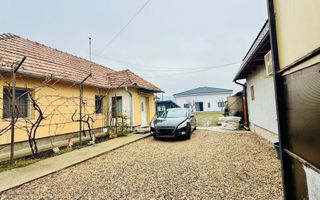 Vanzare 3 case + Teren 1400 mp-Garaj auto -zona Bontida - Poză 7