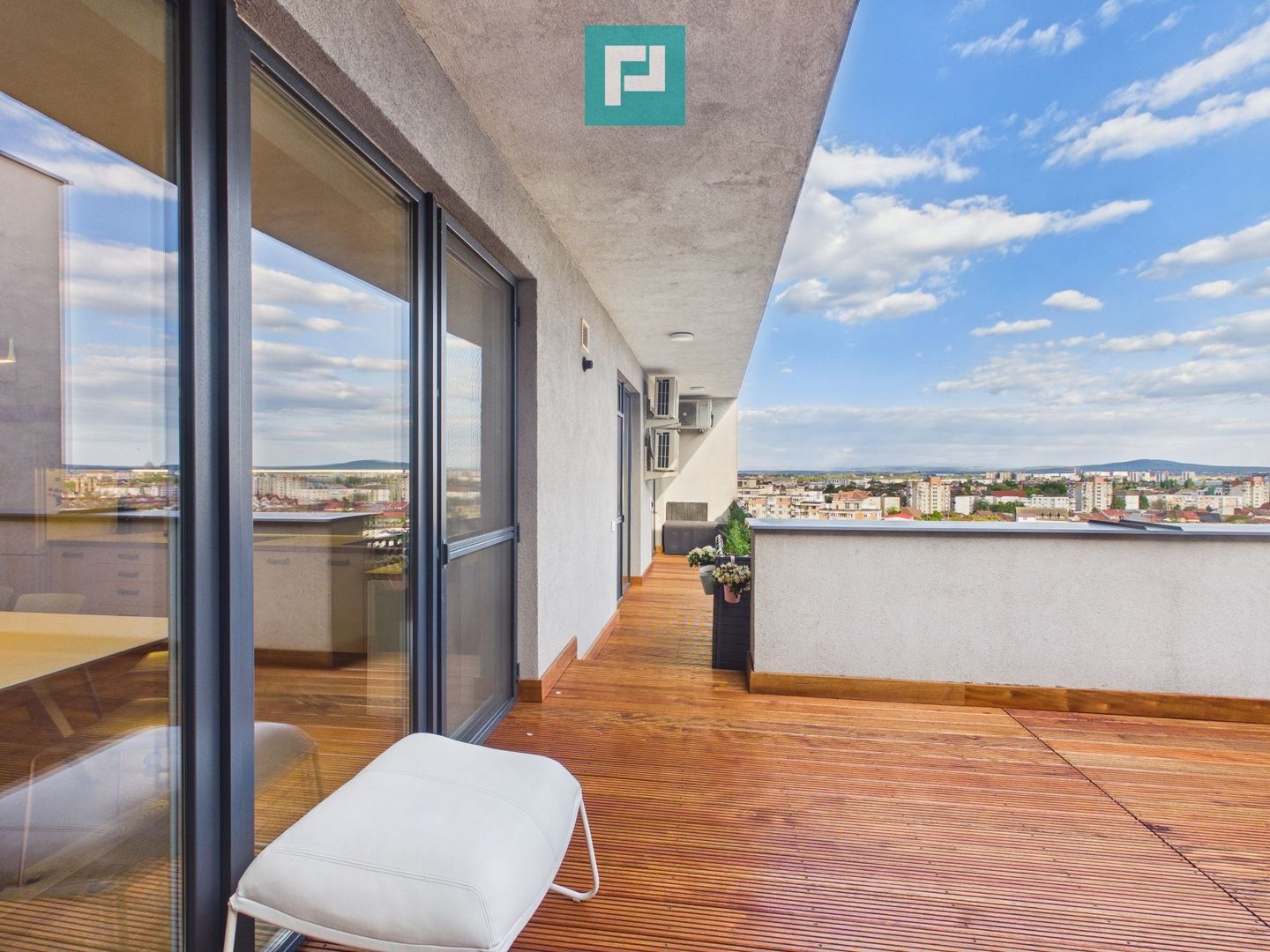 Penthouse exclusivist 3 camere | Terasă 35 mp - Poză 10