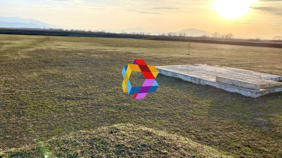 Teren 11 ha cu heleșteu 3 ha - Poză 5