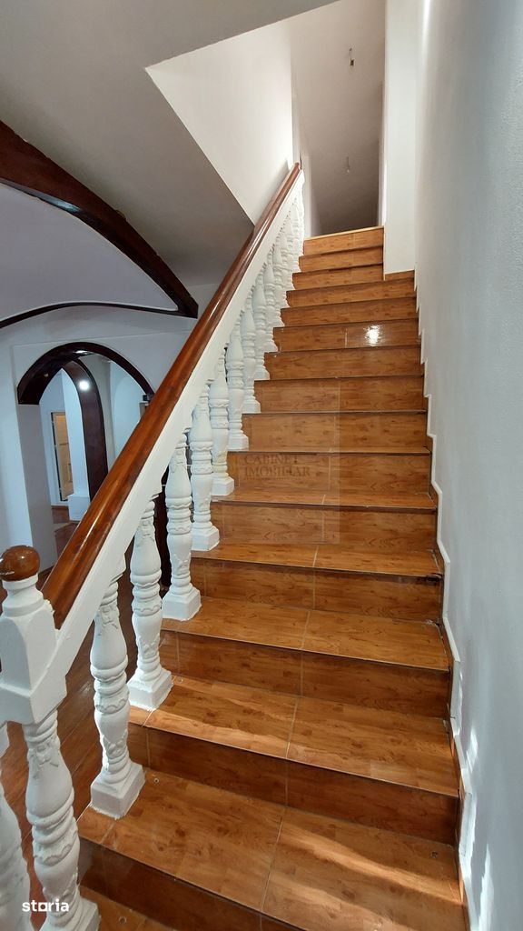 Piata Unirii - Hala Traian I P+M I 4 camere 2 bai I Terasa deschisa - Poză 9