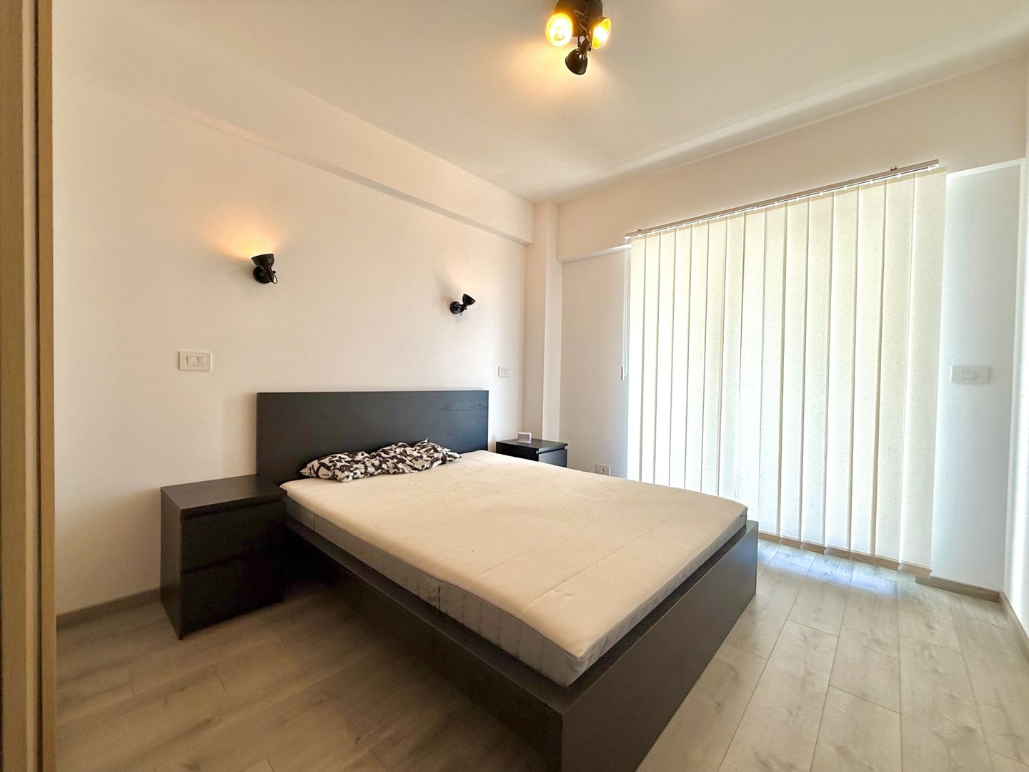 Acasă în stil modern – 2 camere cu terasă spațioasă, in zona Lipovei - Poză 11