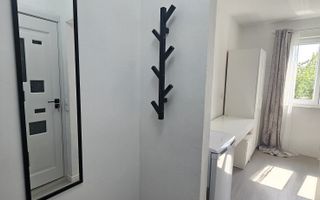 Garsoniera | Etaj 1 | Renovata complet | Mobilata | Lazaret - Poză 2