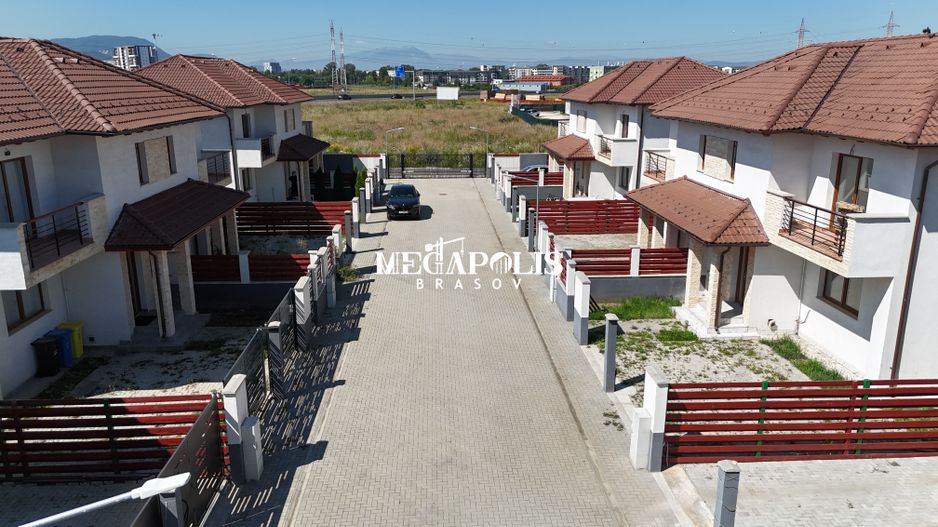 Intrarea in Sanpetru / Cartier Privat / Credit - Poză 4