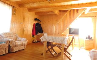 Casă de vacanta de vanzare, in Marisel, langa Cabana Motilor - Poză 11