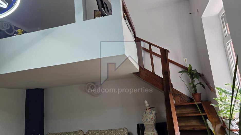 Vanzare apartament 4 camere - Sebastian - Vulcan - Poză 3