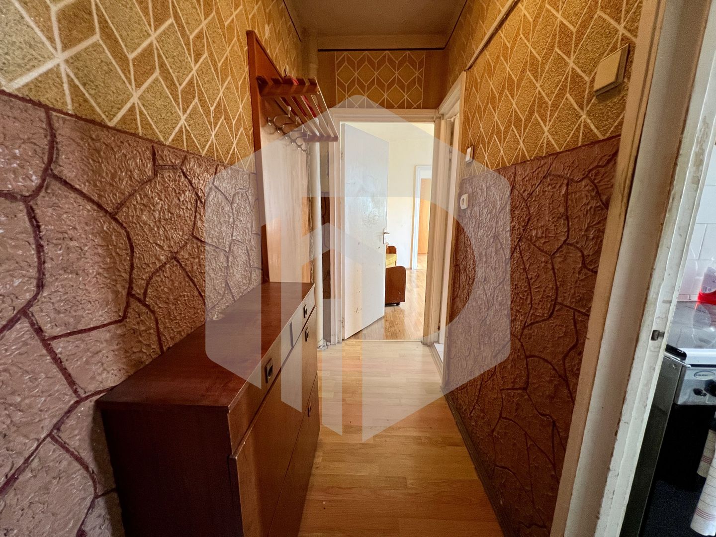 Apartament 2 camere+balcon- Aleea Steaza-Etaj 3- negociabil - Poză 5