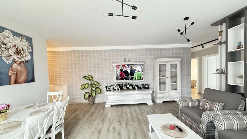 Apartament 3 camere Lipovei bloc nou etaj 1 - Poză 2