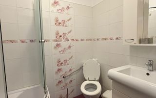 Vila spatioasa cu vedere spre lac Corbeanca - Poză 39