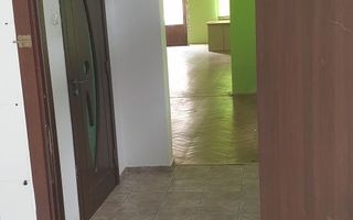 spatiu comercial in centrul istoric - Poză 3