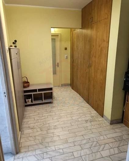 Apartament spațios, 2 camere decomandate, etaj 1, zona Piața Centrală - Poză 7
