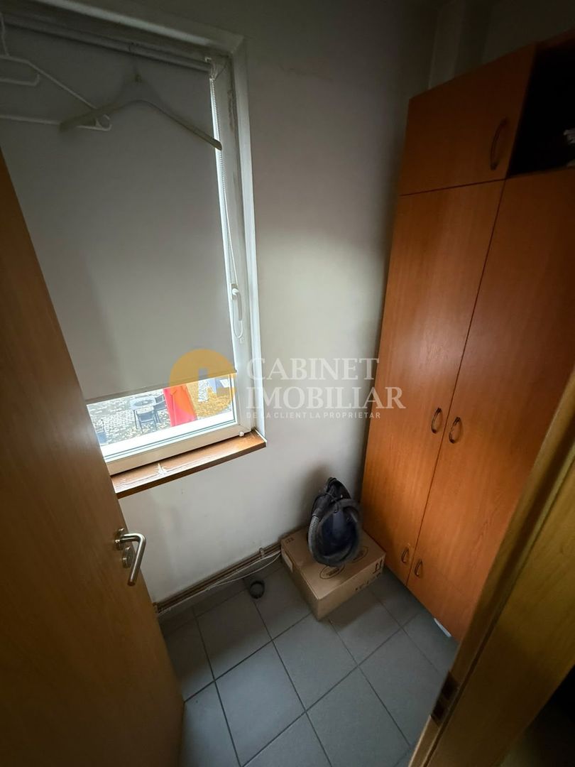4 CAMERE DECOMANDAT--ETAJ 1--BLOC TIP VILA--PIATA UNIRII - Poză 16