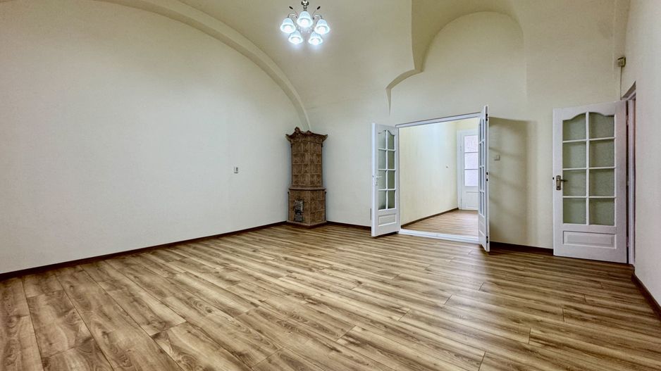 Birou renovat situat in Piata Unirii - Tribunal - Poză 4