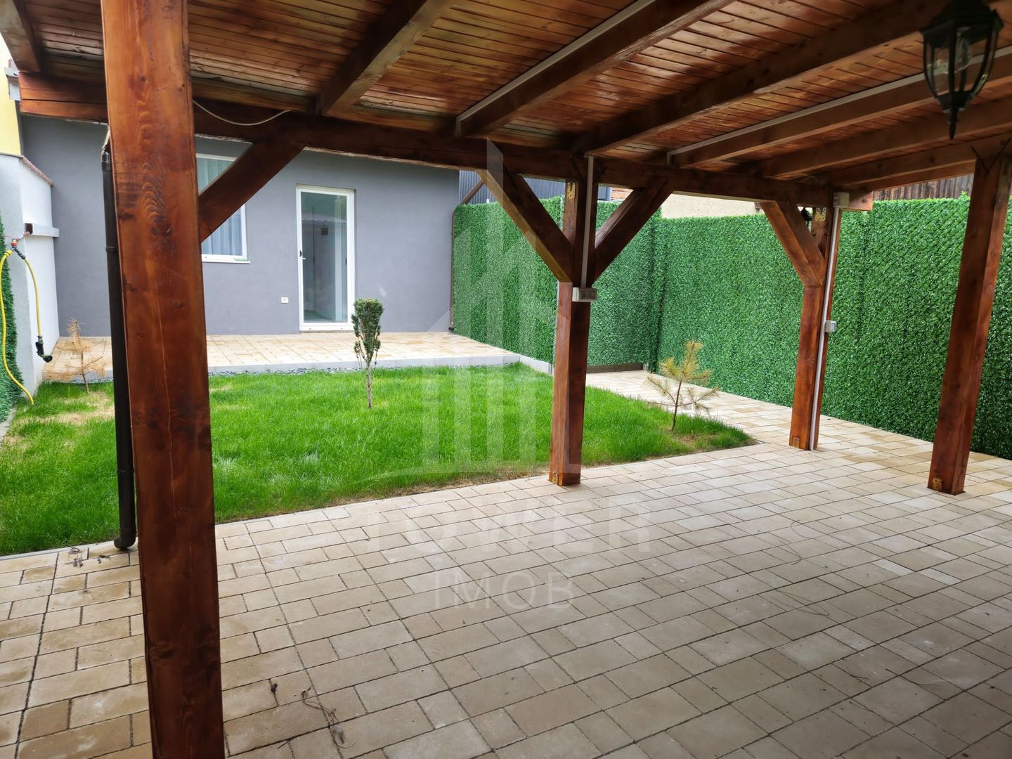 Apartament  curte și terasă – ideal pentru cei care caută confort și intimitate - Poză 9