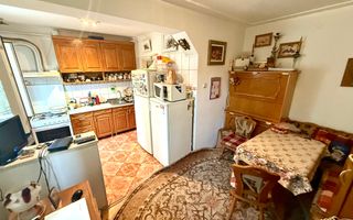 Apartament cu 3 Camere, 2 Bai - Etaj 3 - Zona Podu Ros - Poză 2