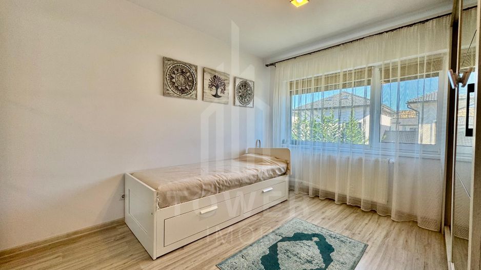 Casa Triplex de vanzare in Selimbar | Zona Exclusivista De Case - Poză 10