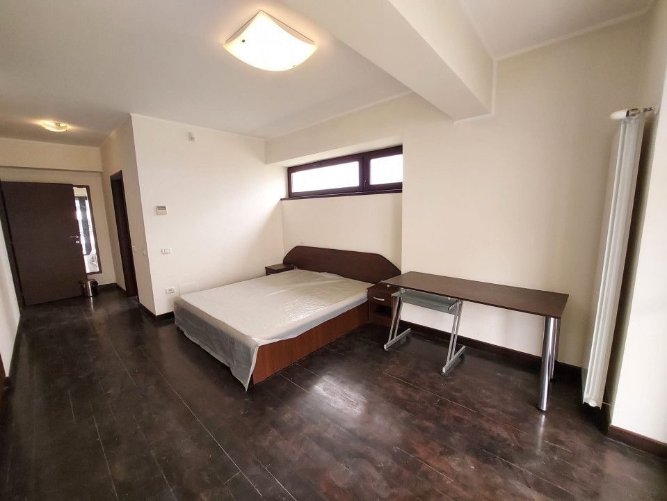 Vila de închiriat Mamaia Nord | Kazeboo Beach | Curte 250 mp - Poză 11