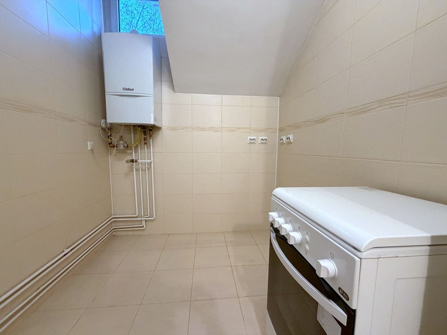 Garsoniera - centrala proprie - Parc Verdi-Floreasca - Poză 9