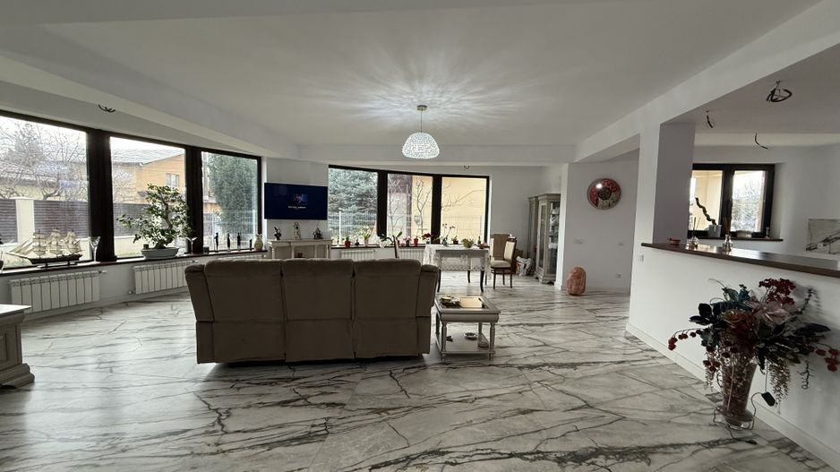 Vila Delux P+1 cu terasă și garaj + teren intravilan 783mp - Poză 8