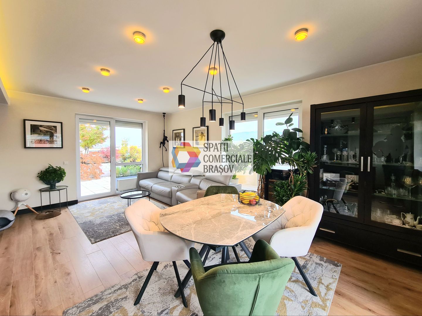 Penthouse exclusivist de vânzare Brasov - 128.9 mp + 74.8 mp terasa - Poză 3