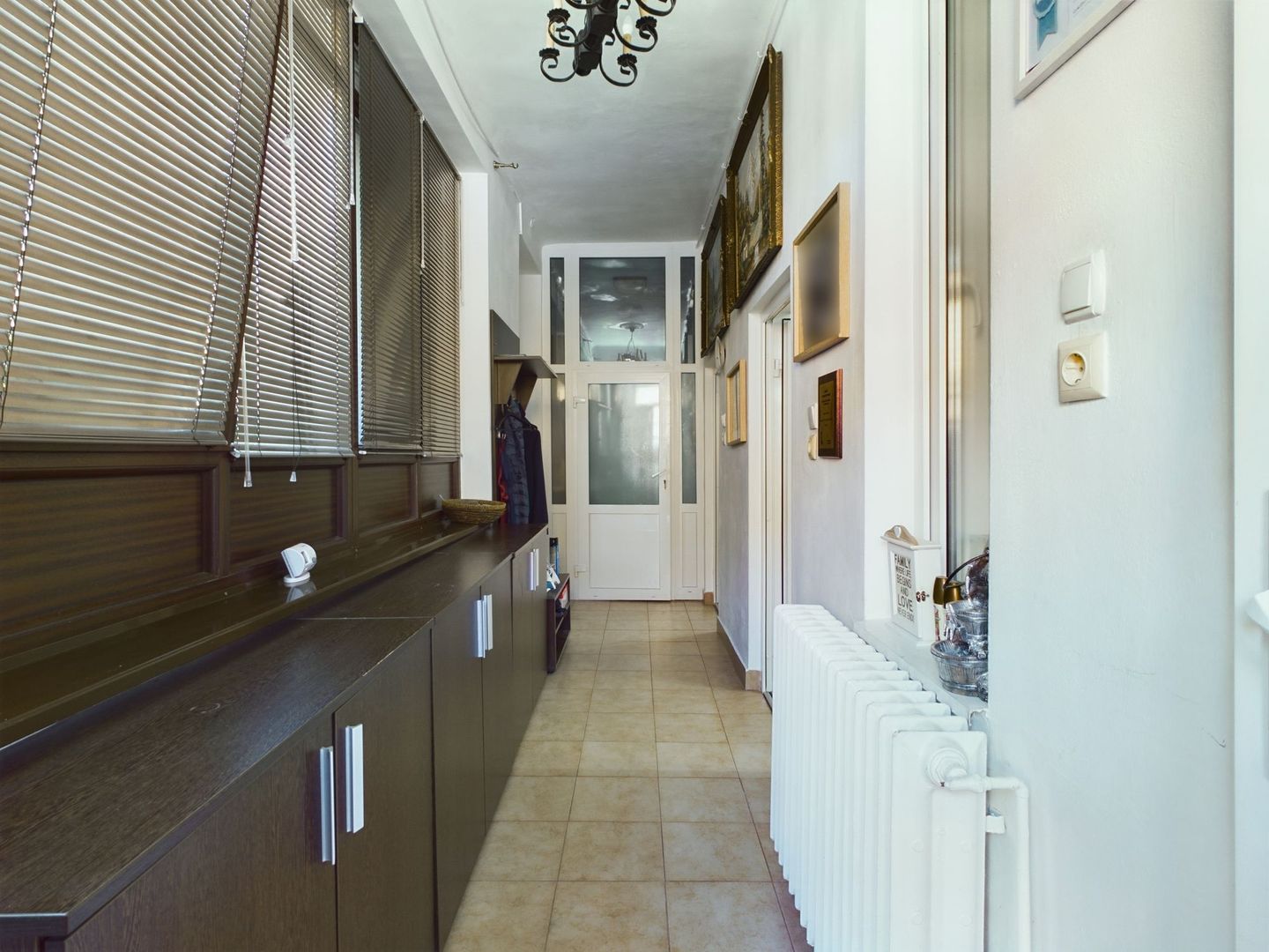 Casă individuală cu 4 camere, zonă centrală - Poză 14