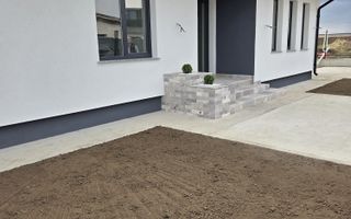 Casă cu 3 dormitoare de vânzare în Dancu - Poză 2