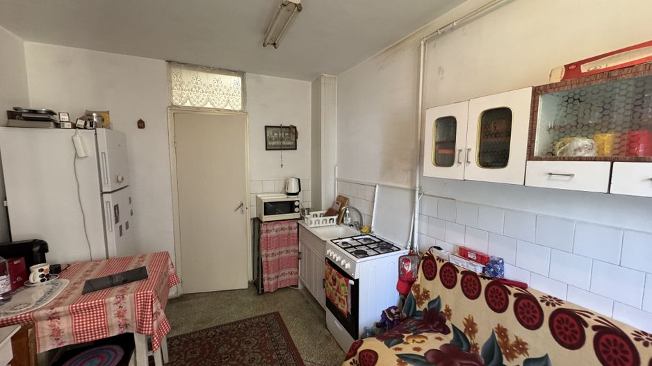 Apartament decomandat cu 3 camere in Centrul Civic, strada Mihai Viteazul - Poză 8
